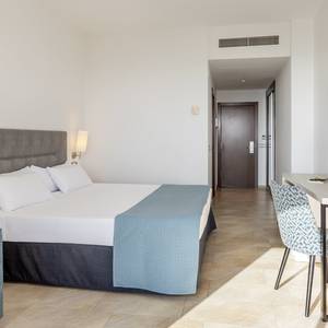 Habitación doble premium Hotel ILUNION Calas de Conil Conil de la Frontera